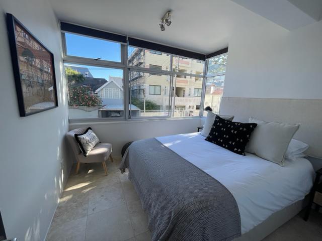 To Let 3 Bedroom Property for Rent in Sea Point Western Cape